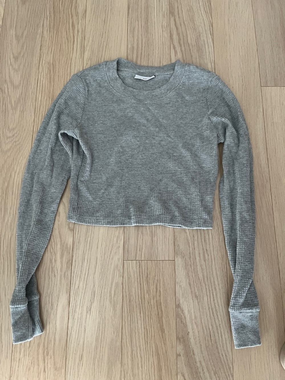 Aritzia - TNA - waffle shirt cropped